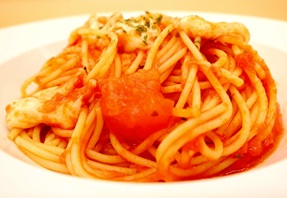 モッツァレラチーズのトマトソーススパゲッティ
